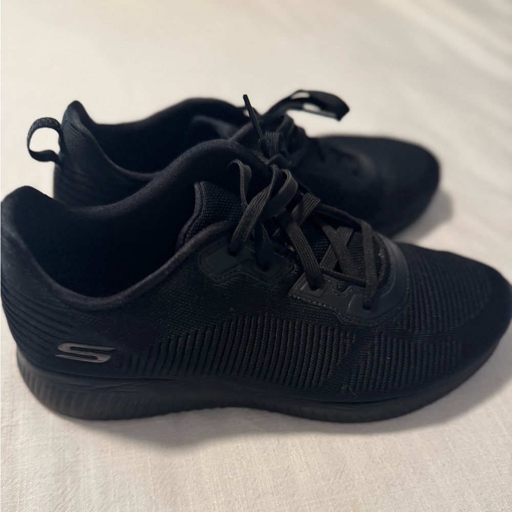 Skechers Bobs Women's Sport Squad Tough Talk Black Sneakers Size:9.5